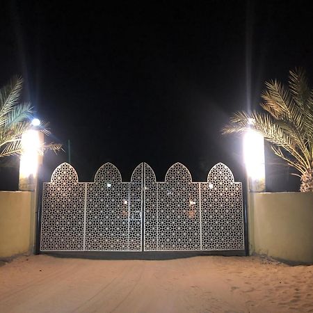Golden Palm Oasis Hotel Fulayj al Masha'ikh Bagian luar foto
