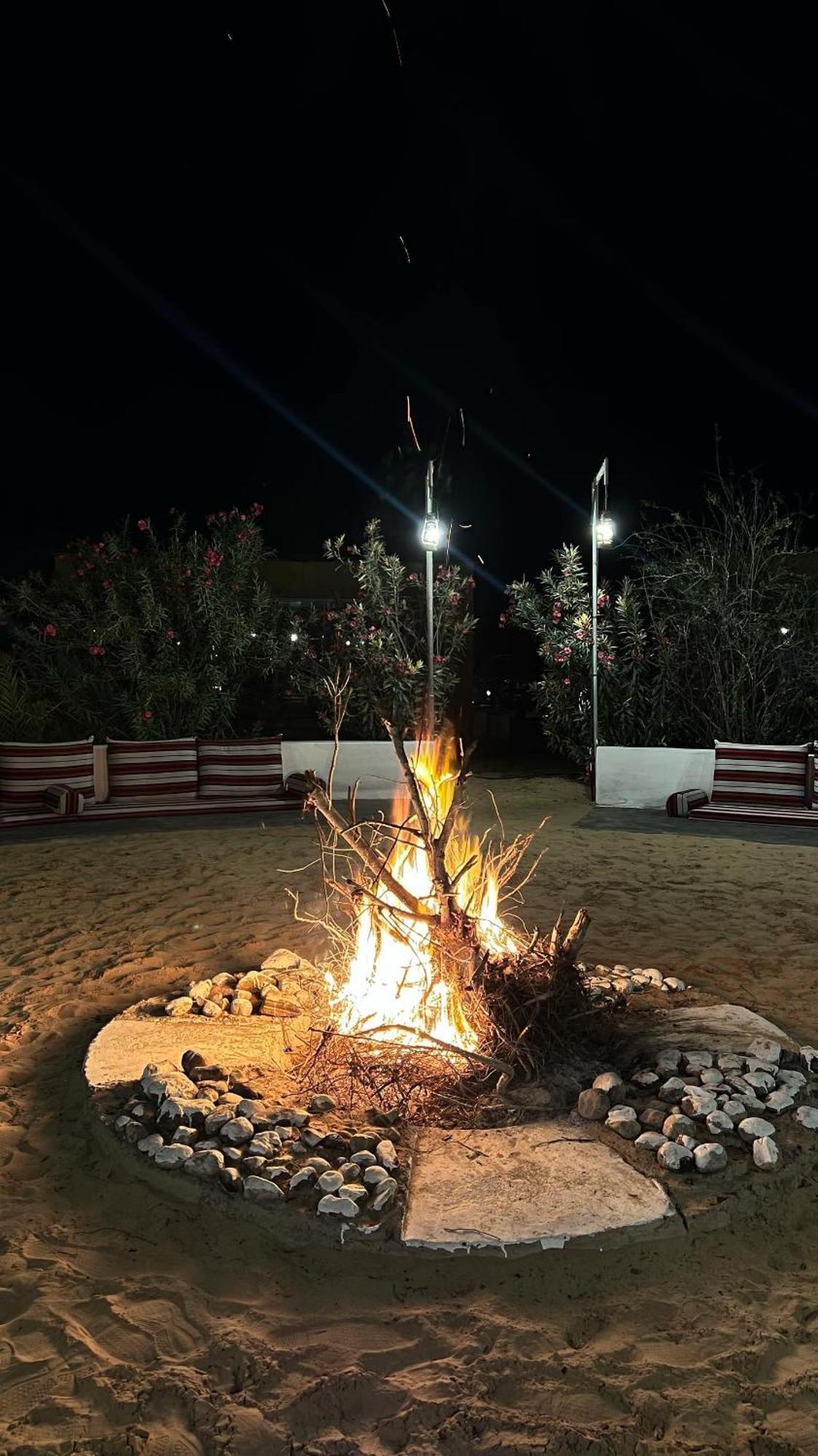 Golden Palm Oasis Hotel Fulayj al Masha'ikh Bagian luar foto