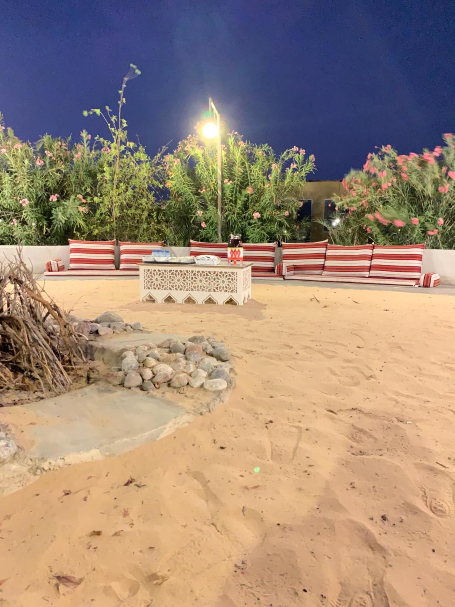 Golden Palm Oasis Hotel Fulayj al Masha'ikh Bagian luar foto