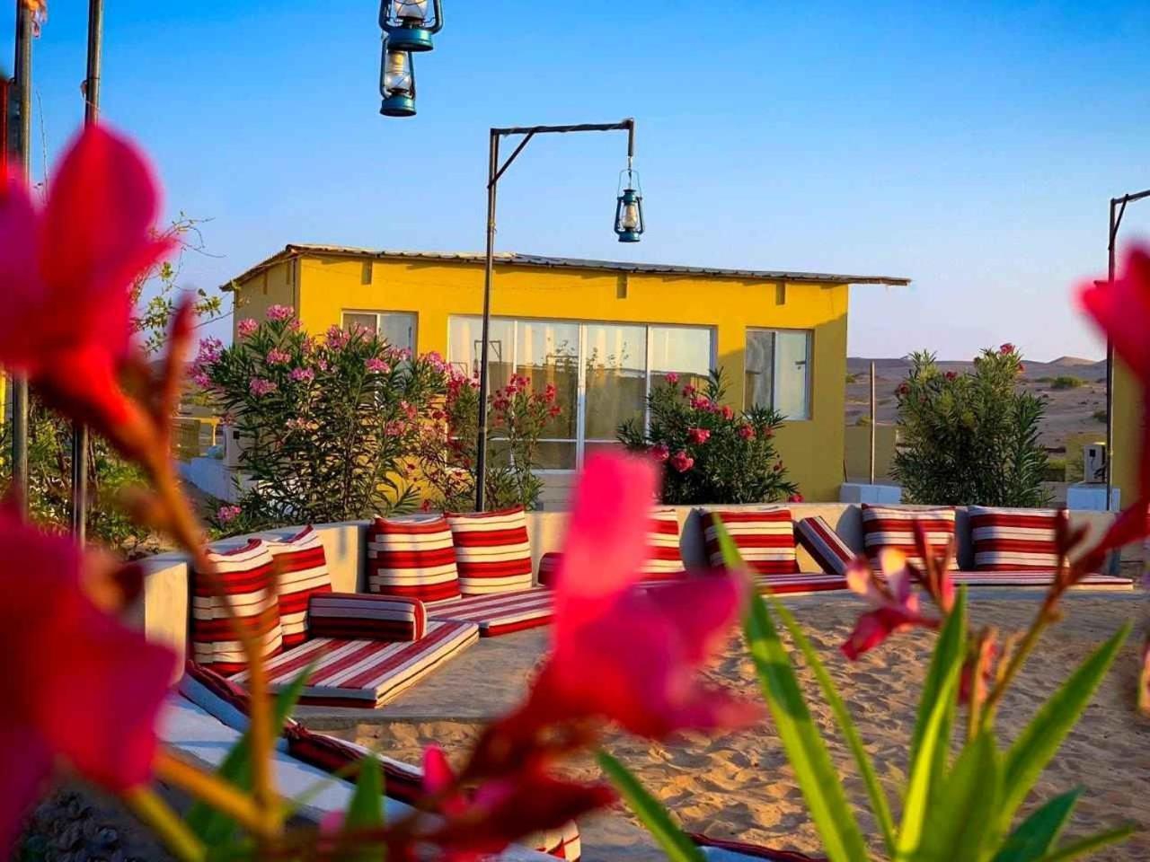 Golden Palm Oasis Hotel Fulayj al Masha'ikh Bagian luar foto